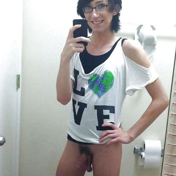 sexdate met shemale ErikaSingle